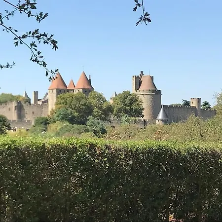 Вилла Le Jardin De La Cite *